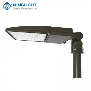 Oświetlenie parkingowe LED PLB 150 W.